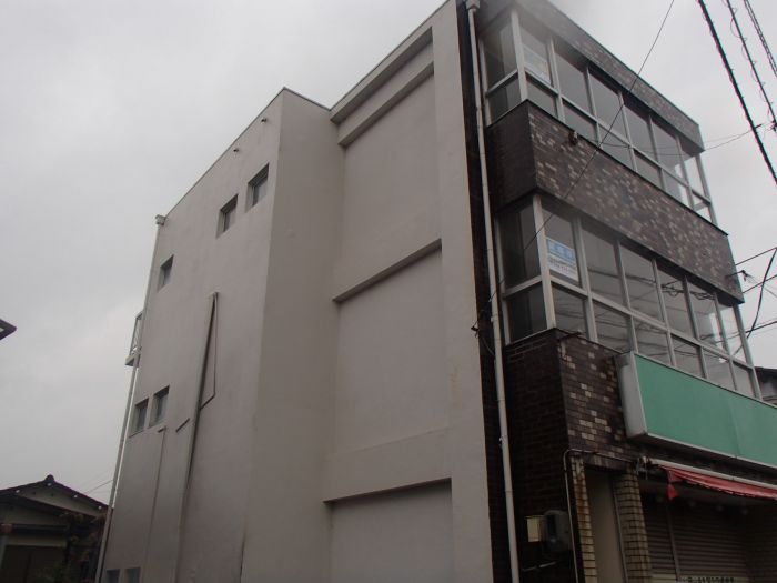 commercial 徳島県板野郡北島町江尻字松ノ本18-1