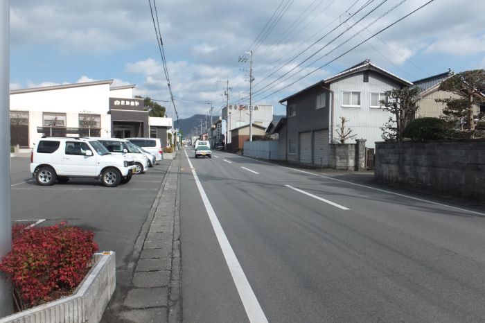 commercial 徳島県美馬市脇町字拝原