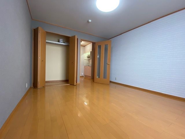 apartment 徳島県阿波市吉野町西条字築地128-1