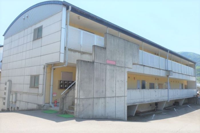 apartment 徳島県三好市池田町州津西ノ久保321