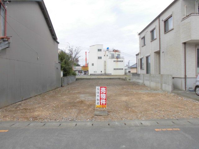 徳島県小松島市赤石町字入船