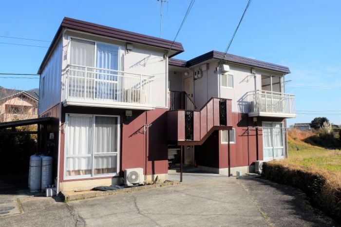 apartment 徳島県三好市井川町吉岡136-2