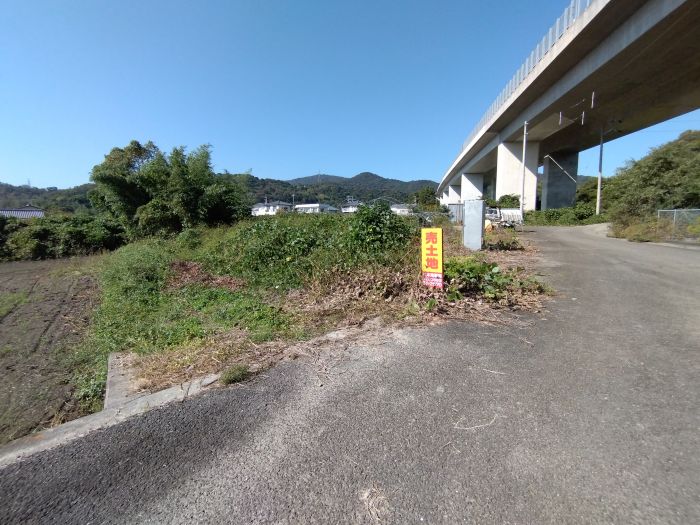  徳島県板野郡板野町吹田字奥原