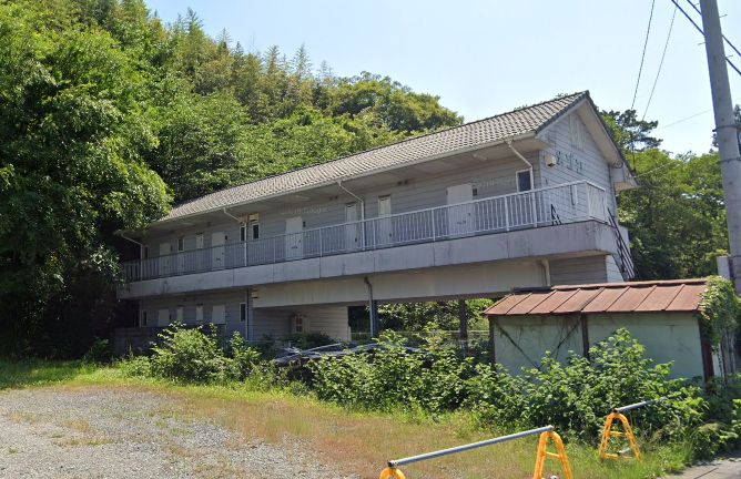 apartment 徳島県三好市井川町西井川1191-1