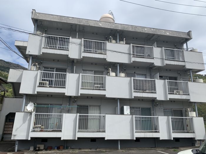 apartment 徳島県三好市池田町ウヱノ2976-1