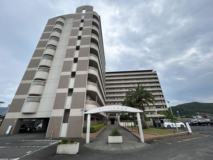 apartment 徳島県小松島市田浦町字近里176（地番[7]）
