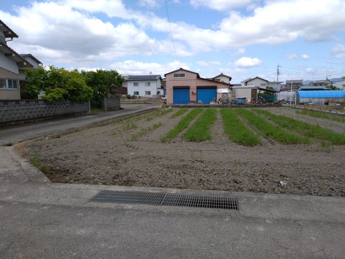  徳島県阿波市吉野町西条字岡ノ元