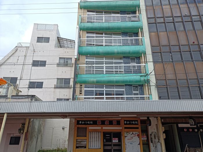 commercial 徳島県吉野川市鴨島町鴨島