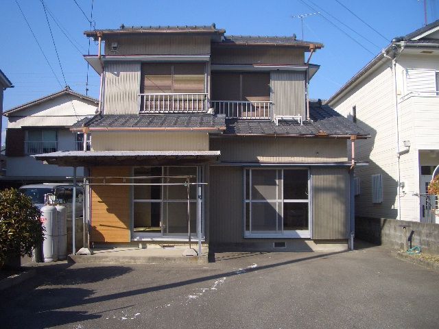 detached 徳島県小松島市小松島町字今開（地番[11-9,11-7,12-6 ]）