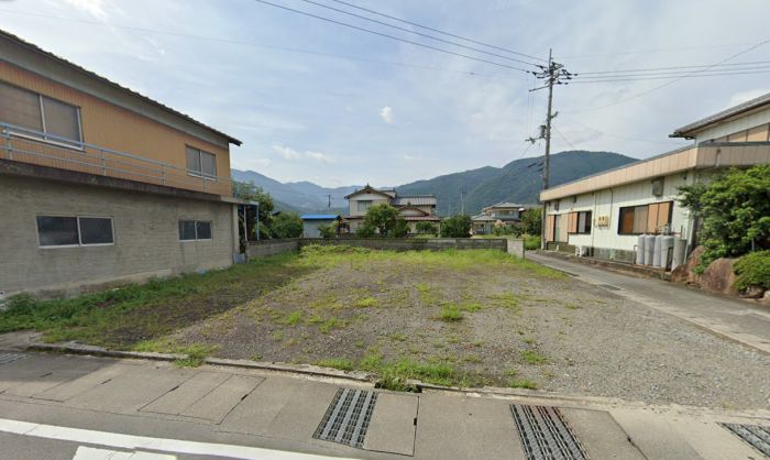  徳島県三好郡東みよし町西庄字戎堂26-5