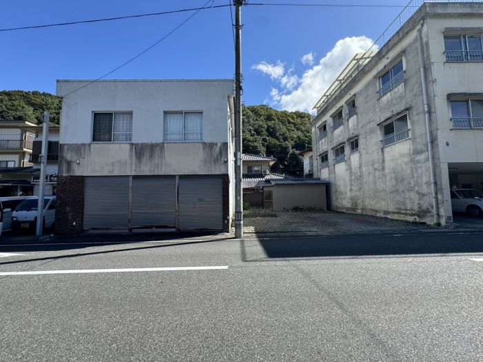 detached 徳島県三好市池田町中西フロノタニ1454-1