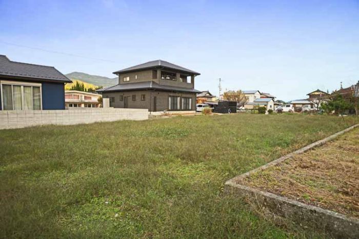  徳島県三好郡東みよし町西庄字藤内30-1
