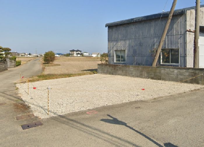  徳島県小松島市立江町字露ノ本