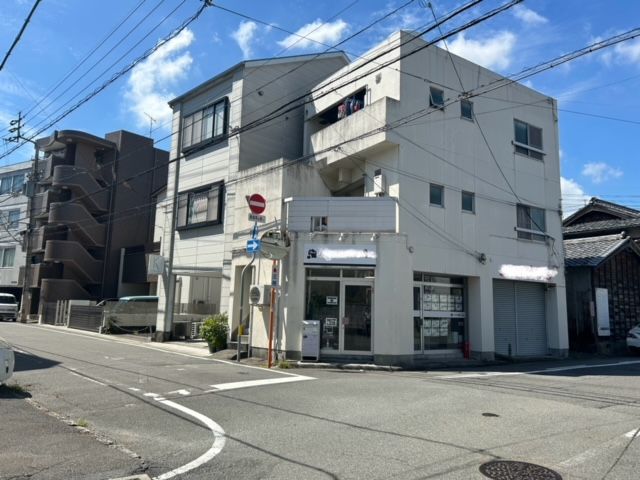 apartment 徳島県徳島市伊月町５丁目30-3