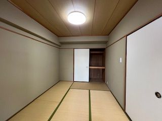 apartment 徳島県徳島市佐古六番町5-26