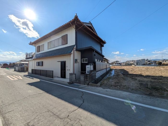 detached 徳島県徳島市国府町芝原字西沢