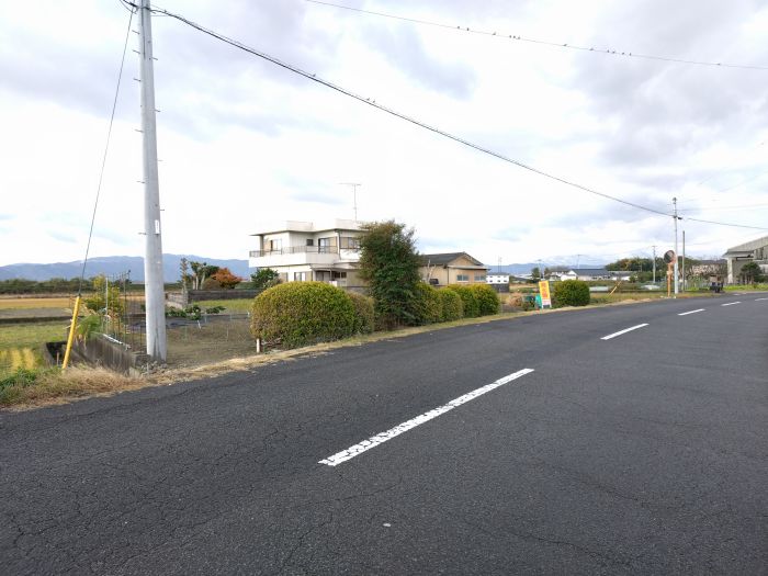  徳島県板野郡上板町鍛冶屋原字居屋敷南