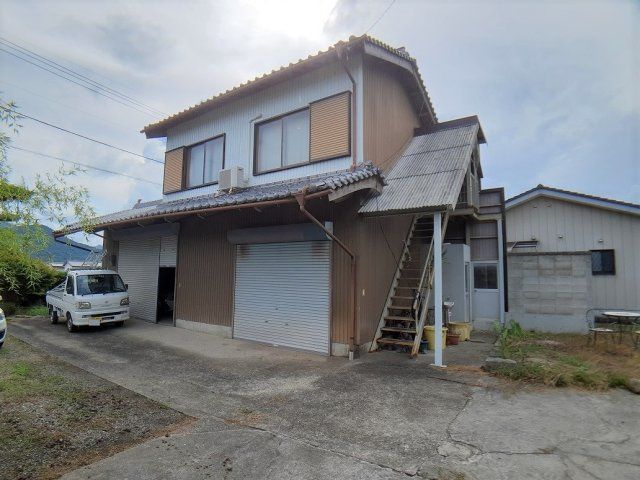 detached 徳島県阿波市阿波町善地
