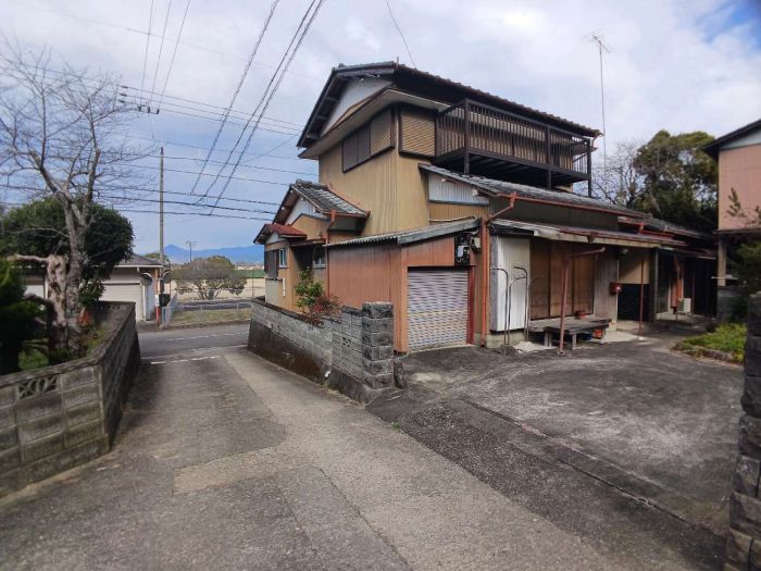  徳島県吉野川市川島町桑村