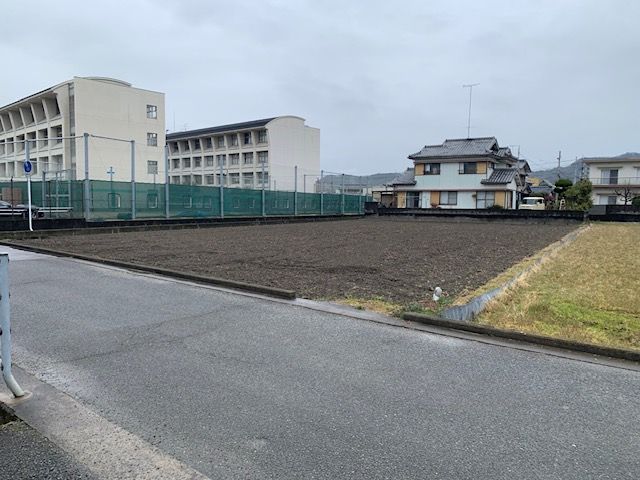  徳島県小松島市小松島町字中筋（地番[15番6]）