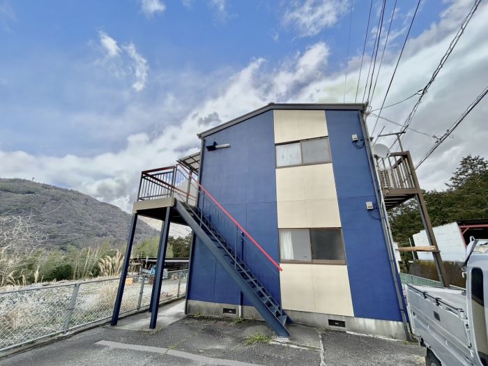 apartment 徳島県三好市池田町トウゲ22-1