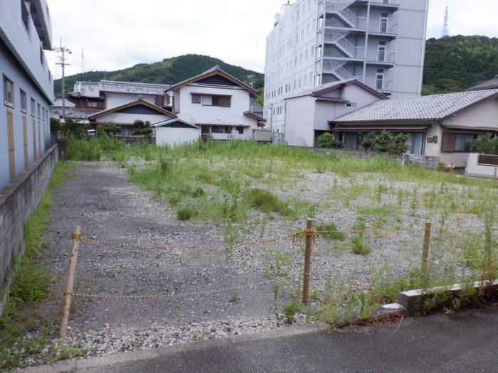  徳島県阿南市富岡町南向