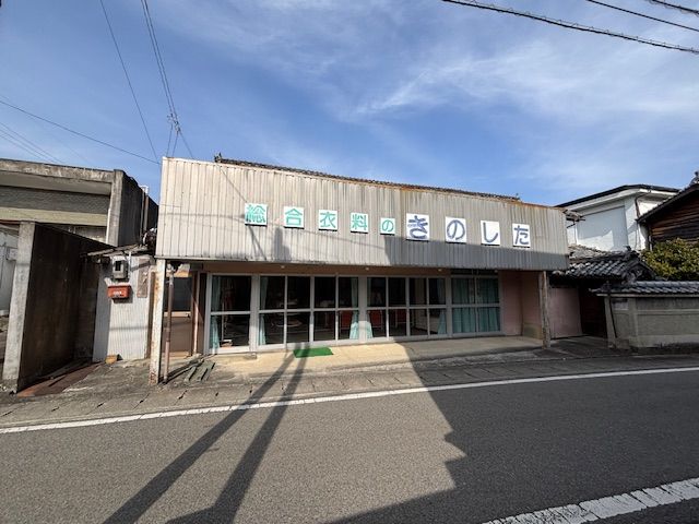 detached 徳島県三好市三野町芝生