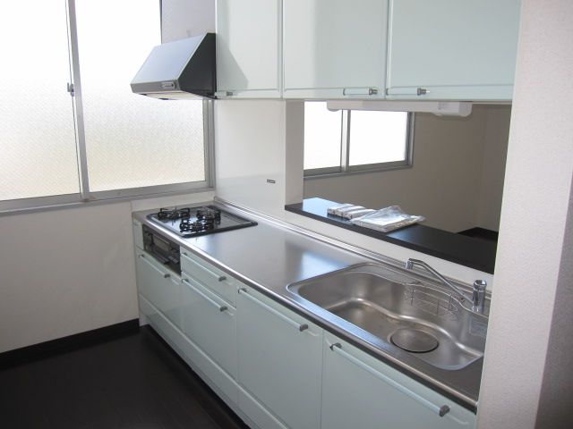 apartment 徳島県小松島市神田瀬町12-13