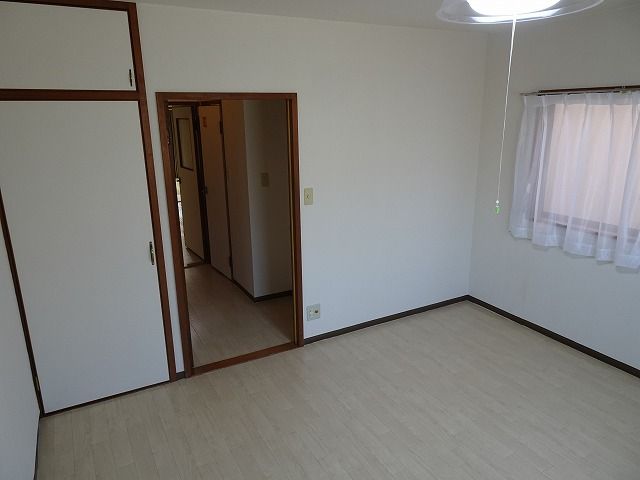 apartment 徳島県小松島市金磯町