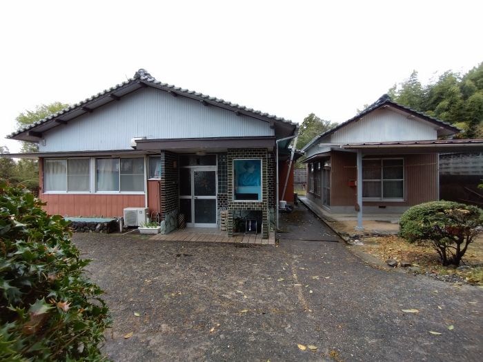 detached 徳島県阿波市土成町土成字漆畑