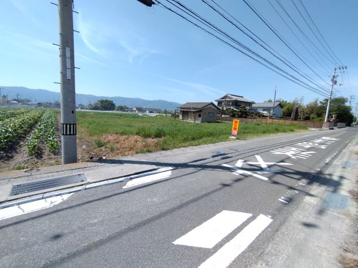  徳島県阿波市吉野町柿原字ヒロナカ