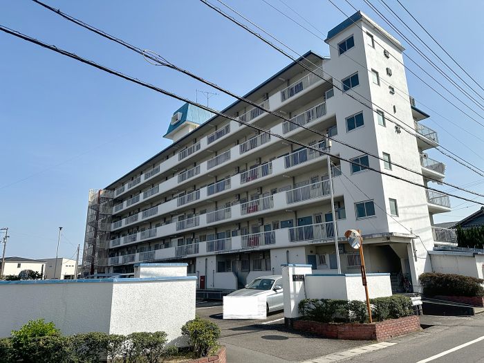 apartment 徳島県徳島市八万町内浜120-3