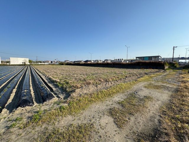  徳島県板野郡松茂町中喜来字前原東四番越（地番[１０番、１１番１]）